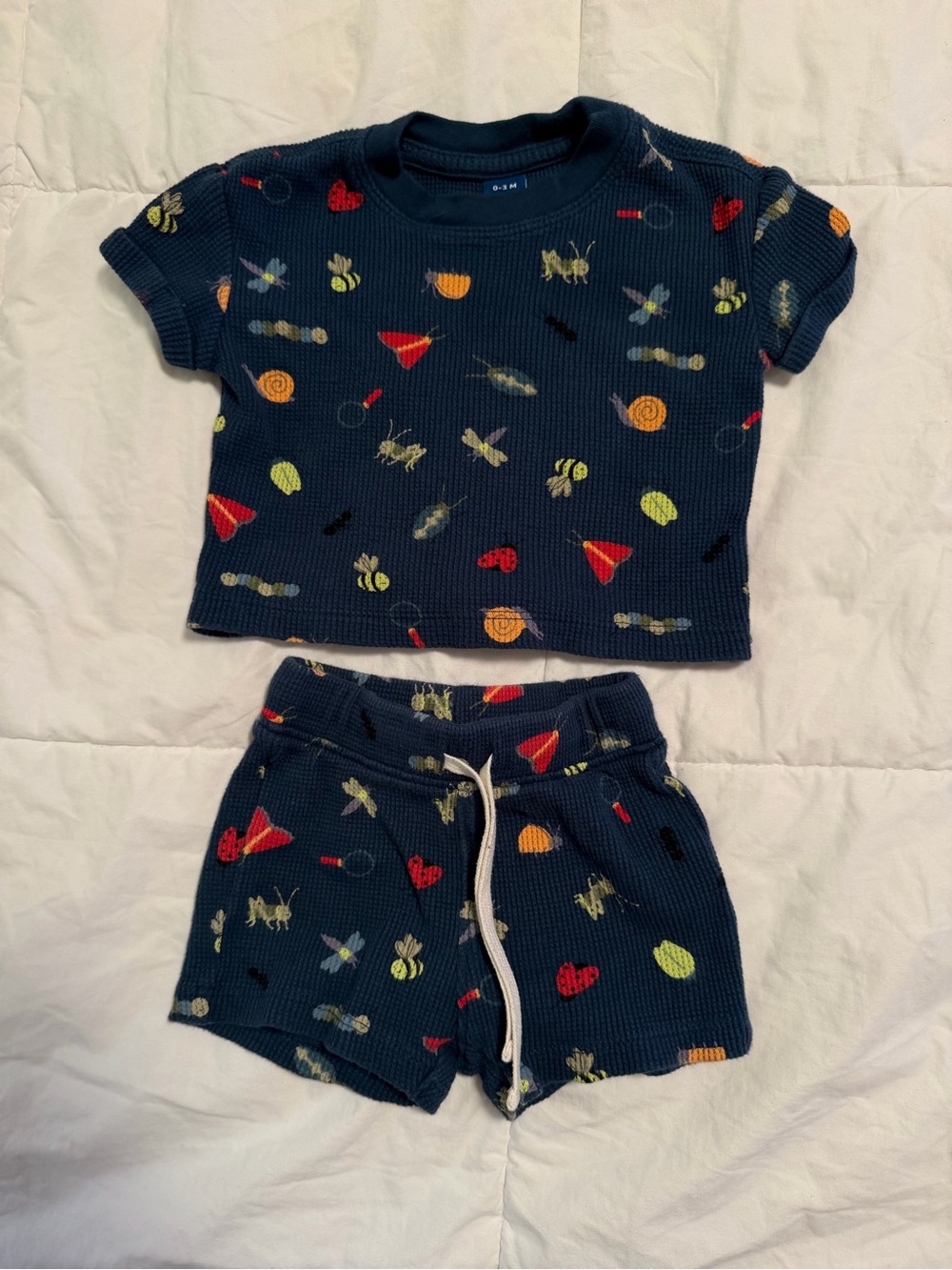 Old Navy Waffle Knit Two-Piece Set with Colorful Bug Motif, size 0-3 mo
